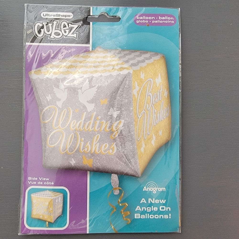 "Wedding Wishes" Ultra Shape Cube Balloon.